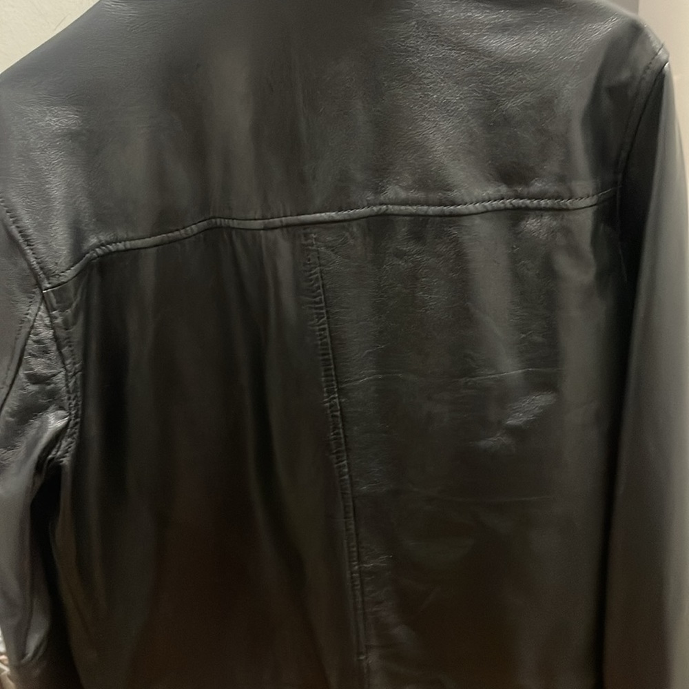 leather jacket - Picture 4 of 5